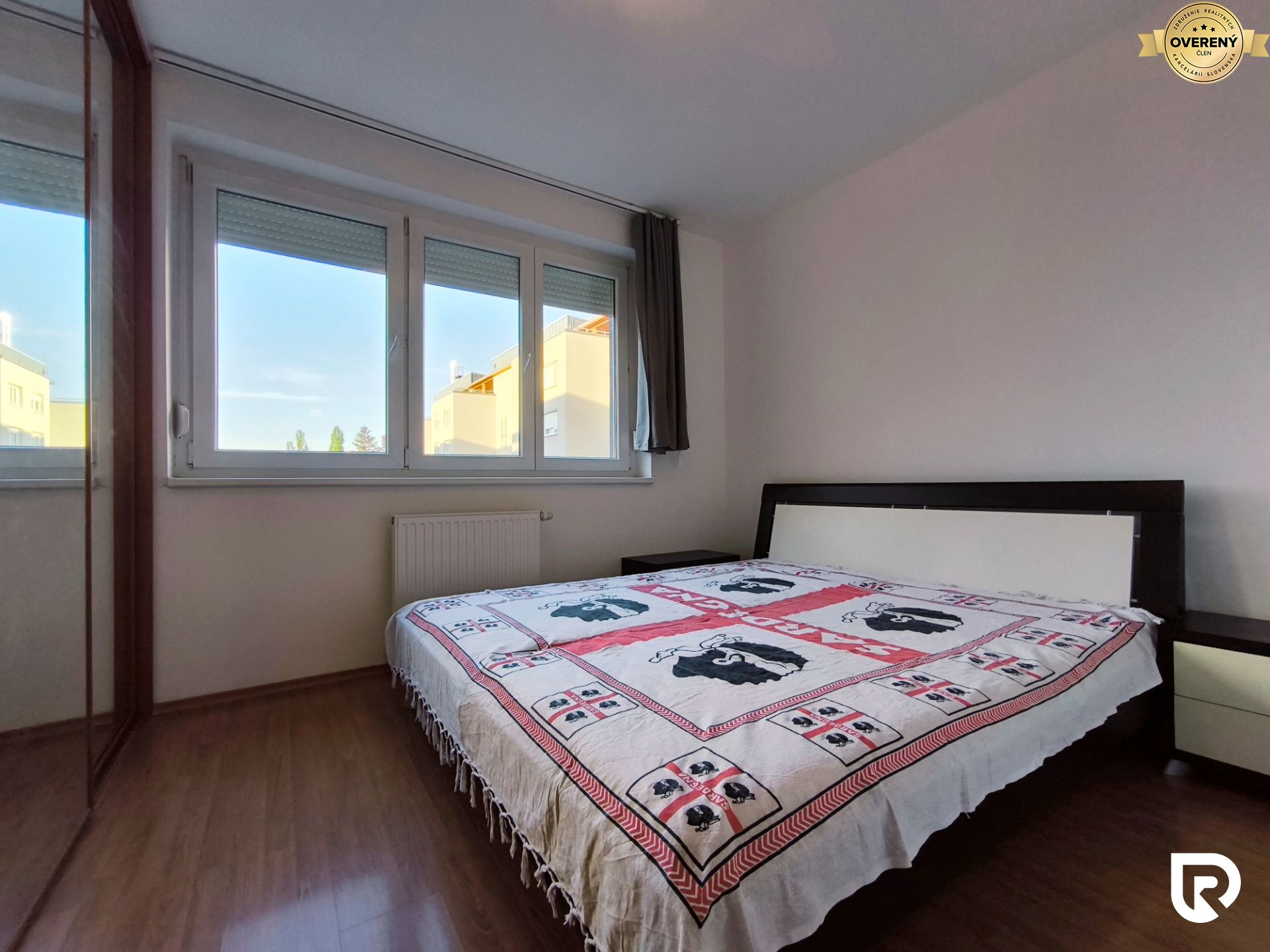 priestranný | 2i byt s balkónom | parkovaním | Koprivnická – foto 10