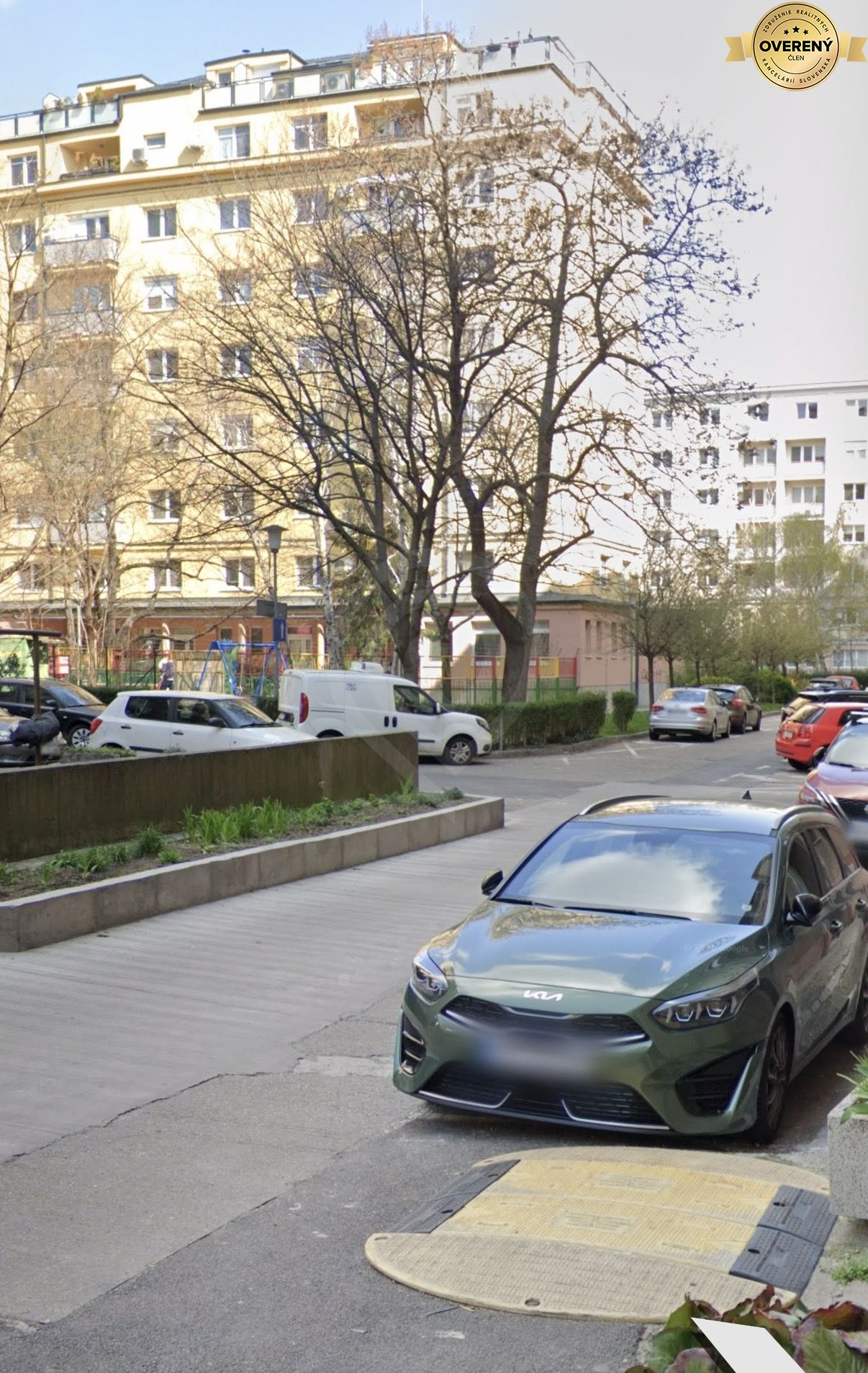 Na predaj 4 izbový byt v Starom Meste pri Americkom námestí. – foto 6