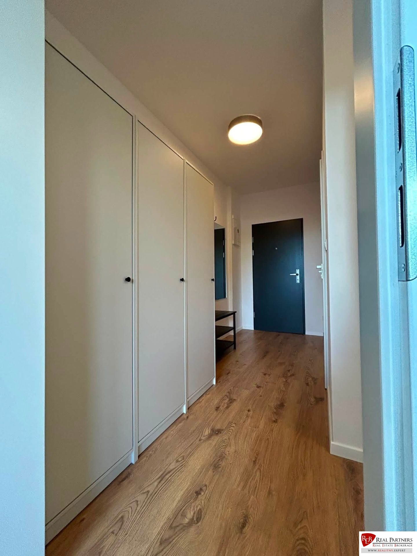 2izbový byt s predzáhradkou na prenájom Záhorská Bystrica – foto 6