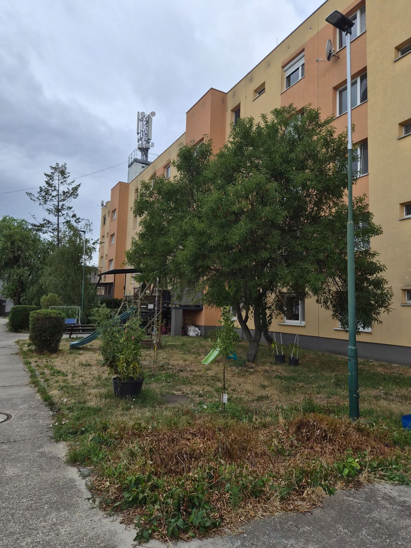 NA PREDAJ 4 izb. byt TOMANOVA, VAJNORY – foto 10