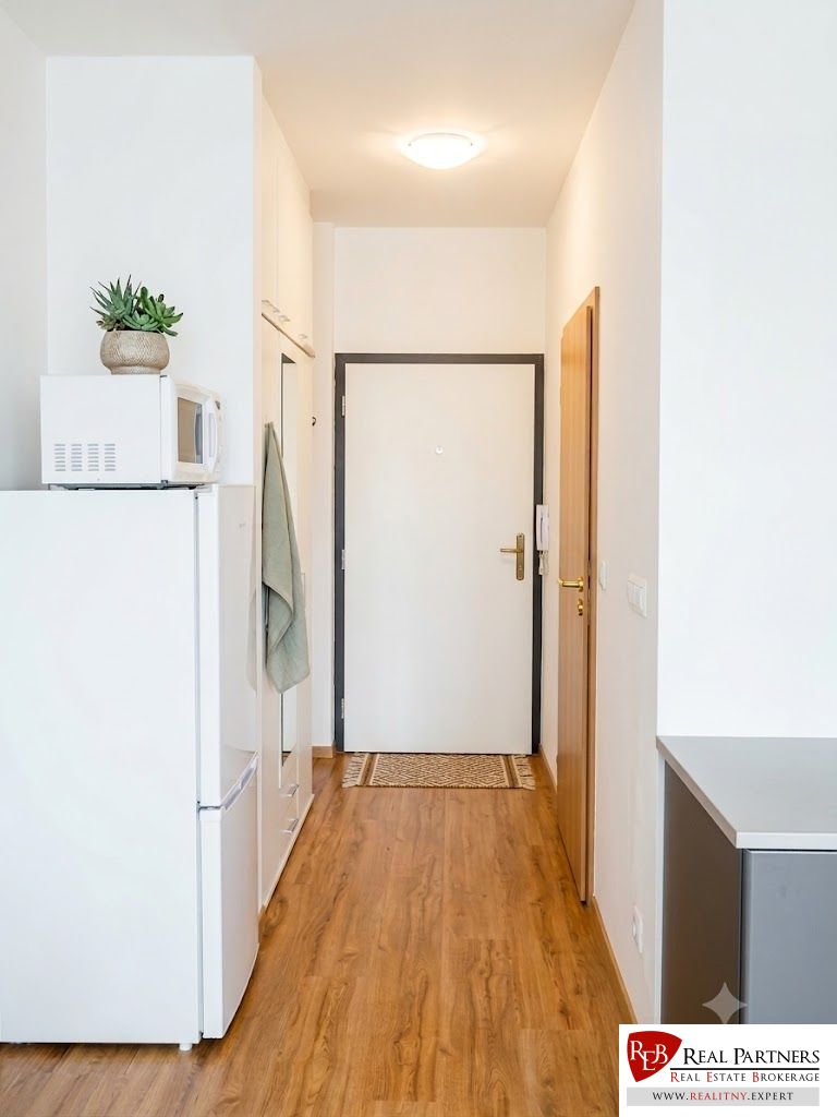 Plne zariadená garsónka v Slnečniciach – foto 2