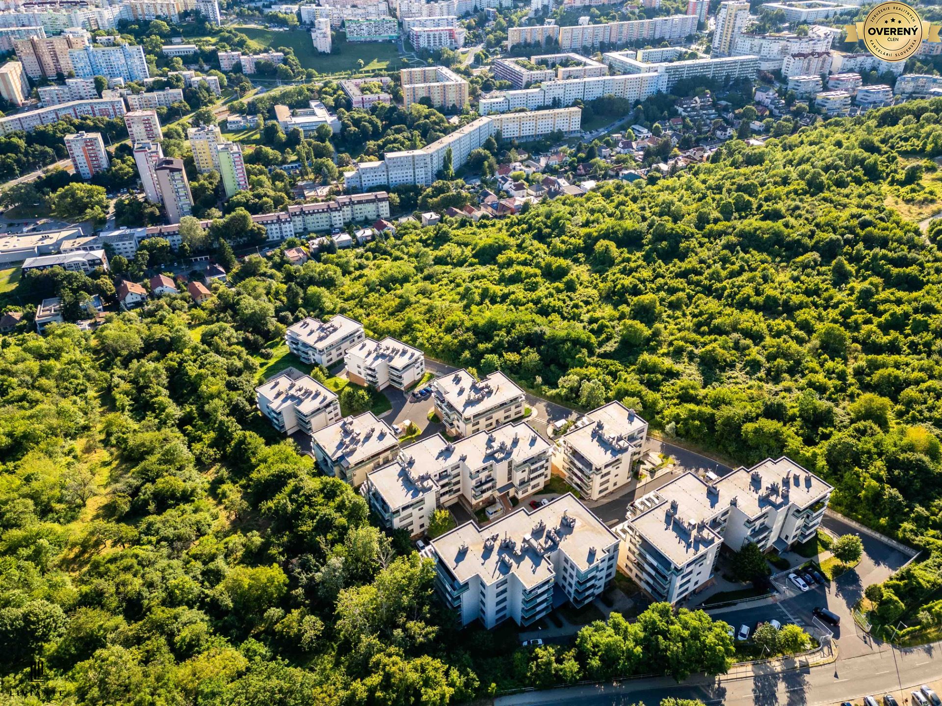 NA PREDAJ Rodinný 4i byt 119 m² s veľkou lodžiou v uzavretom areáli