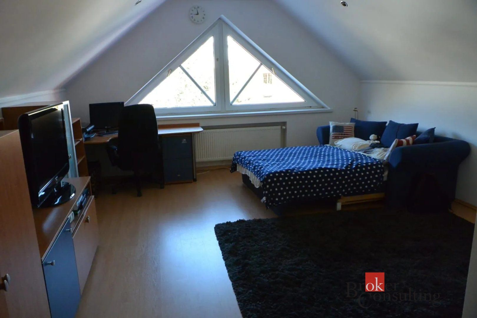 Pet-friendly podkrovný 3i byt s terasou a parkovaním-Koliba – foto 7