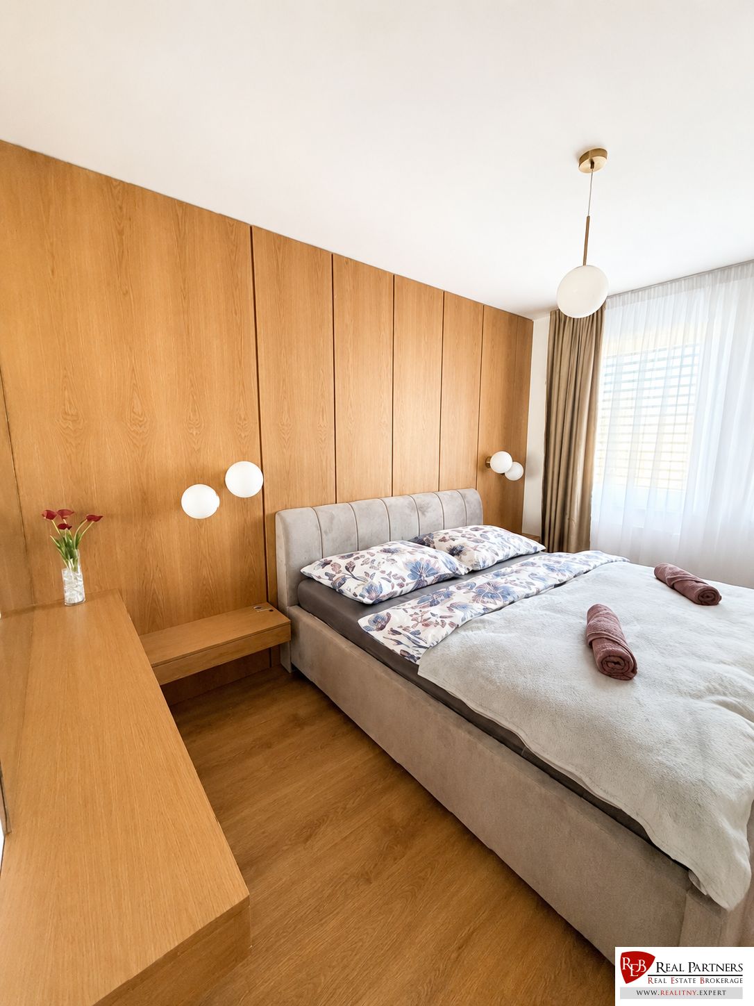 Štýlový 4-izbový byt Mlynské nivy – foto 4