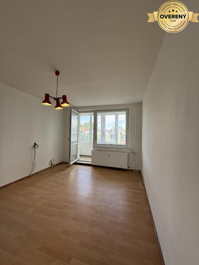 Kľúč RK-Novinka:Priestranný 2-iz.byt s loggiou.(možnosť zmeny na 3-iz) – foto 2