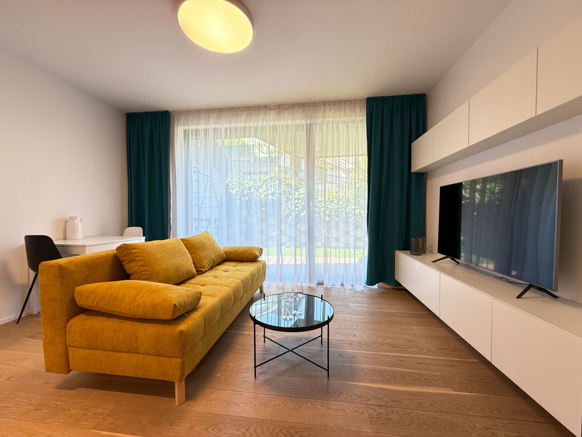 Moderný 1-izbový byt s predzáhradkou a parkovaním na Kolibe – foto 5