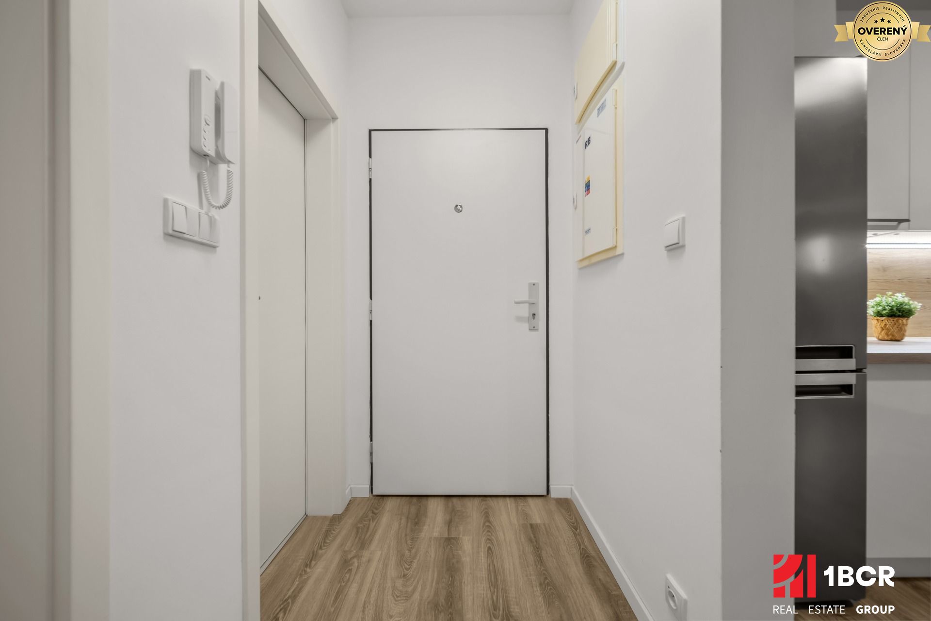 PRIESTRANNÝ 2-IZB. APARTMÁN V MAMAPAPA, PIVNICA, PARKING – foto 9