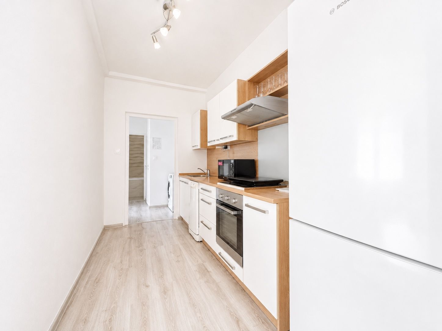 Na prenájom zariadený 4-izbový byt s balkónom I Ružinov | – foto 9
