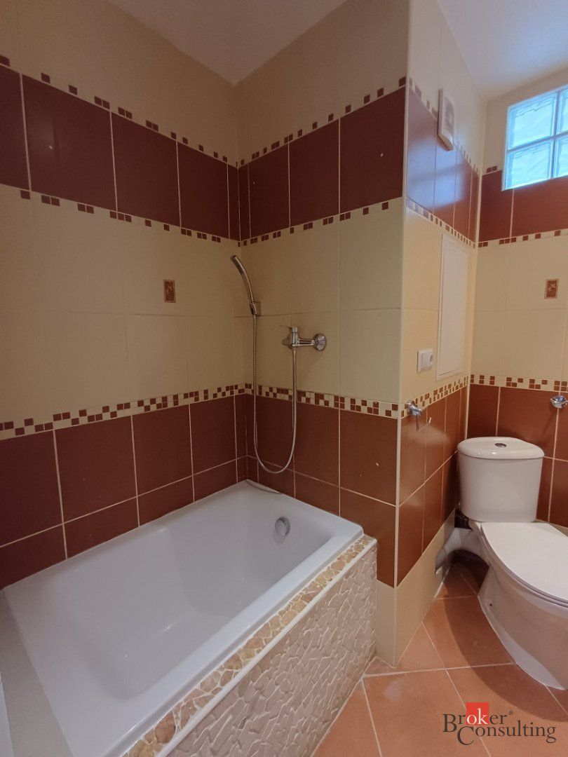 Na prenájom - Slnečná dvojgarsónka na začiatku Petržalky – foto 10