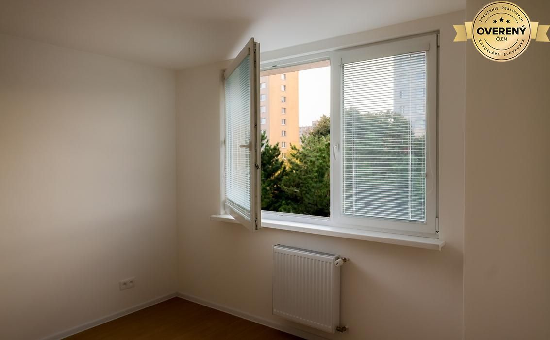 REZERVOVANÝ - 3‑izbový byt po kompletnej rekonštrukcii – Mamateyova – foto 5