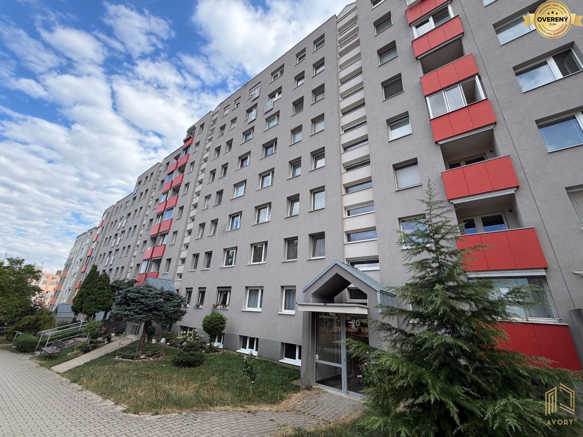 3-IZB. BYT (64m2) S BALKÓNOM AJ LODŽIOU – BENIAKOVA UL., BRATISLAVA – foto 10