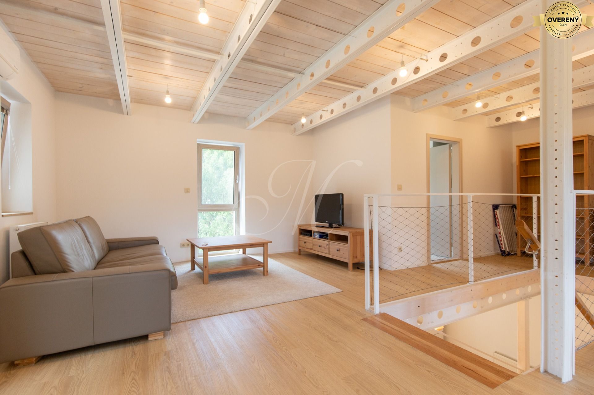 Dvojpodlažný loft s veľkou terasou, Horský park – foto 2