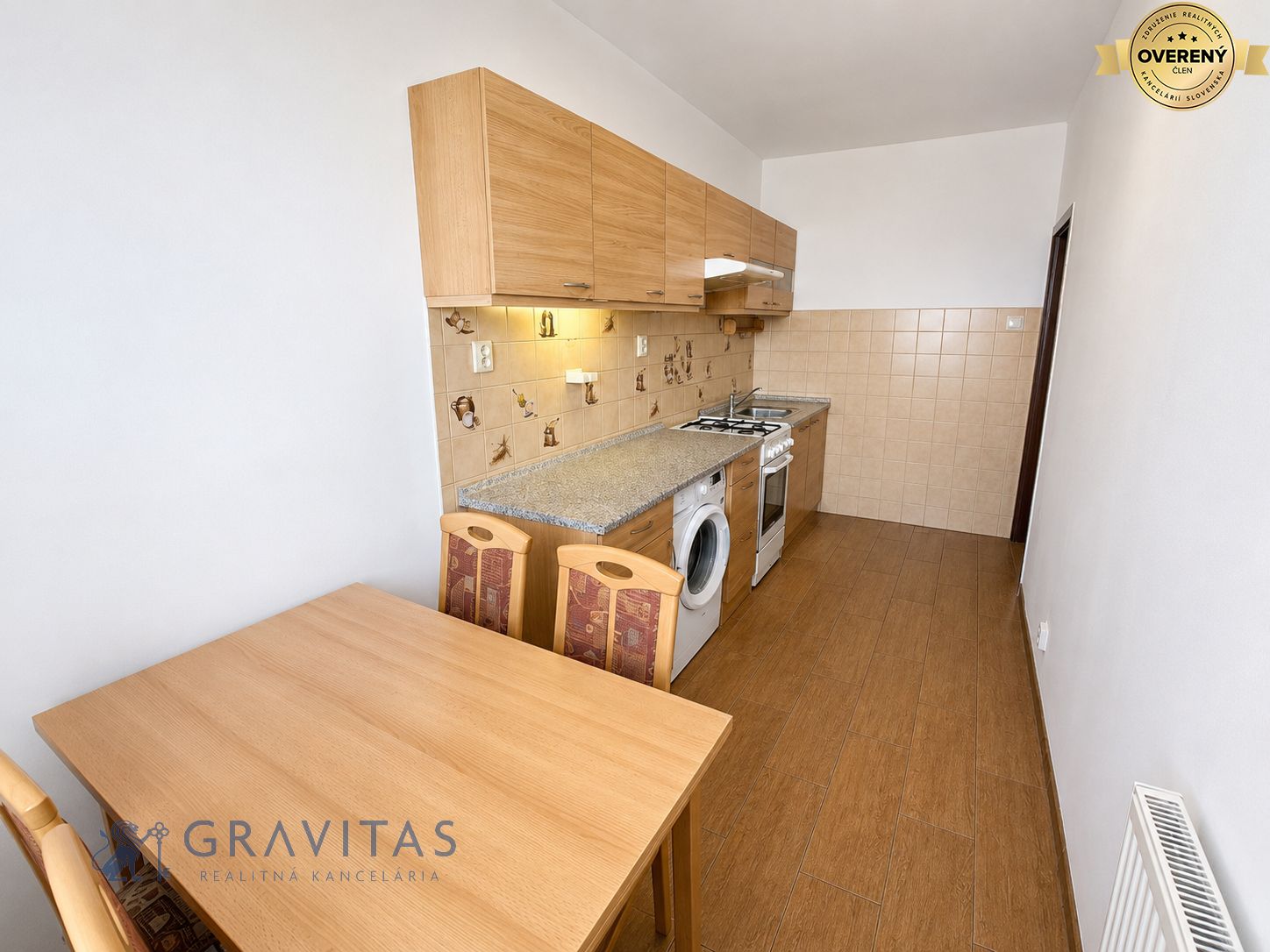 REZERVOVANÉ Na predaj priestranný 3-izbový byt – foto 10