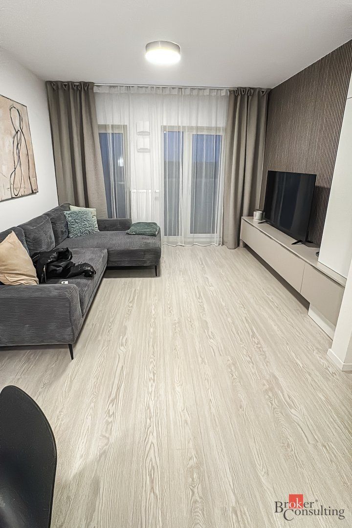 Moderný dizajnový 2i byt s parkovaním v Slnečniciach – foto 3
