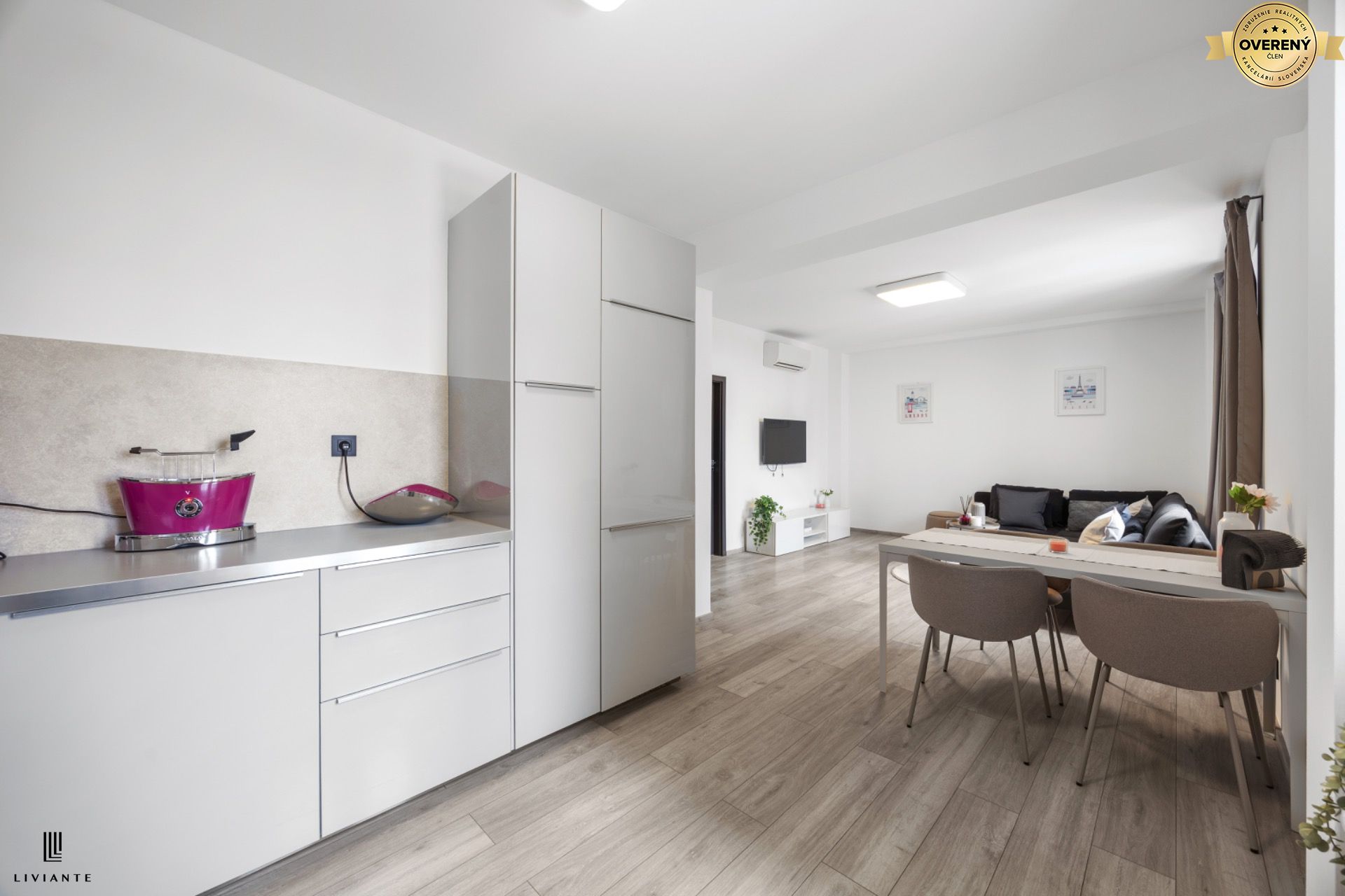 PRENÁJOM ZREKONŠTRUOVANÝ 2I BYT S KLIMATIZÁCIOU – foto 4