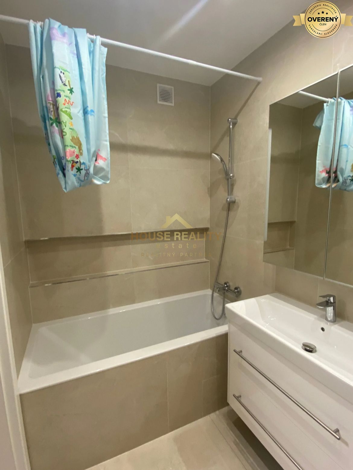 Prenájom moderný 3 izbový byt, Jégého ulica, Bratislava II. Ružinov – foto 10