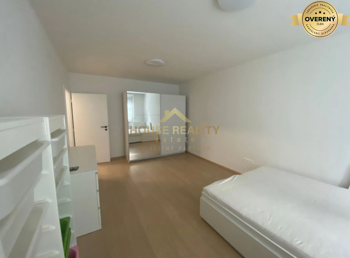 Prenájom moderný 3 izbový byt, Jégého ulica, Bratislava II. Ružinov – foto 8