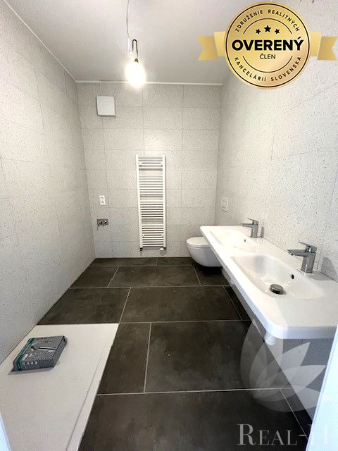 PREDAJ VEĽKORYSÝ 2 IZBOVÝ BYT NOVOSTAVBA DESINGN CENTER – foto 8