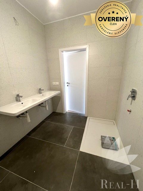 PREDAJ VEĽKORYSÝ 2 IZBOVÝ BYT NOVOSTAVBA DESINGN CENTER – foto 9