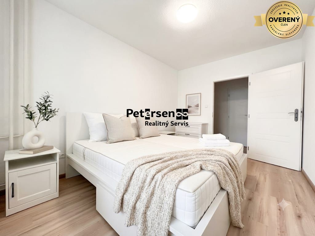 NA PRENÁJOM 4-IZBOVÝ BYT, UL. VARŠAVSKÁ – foto 3
