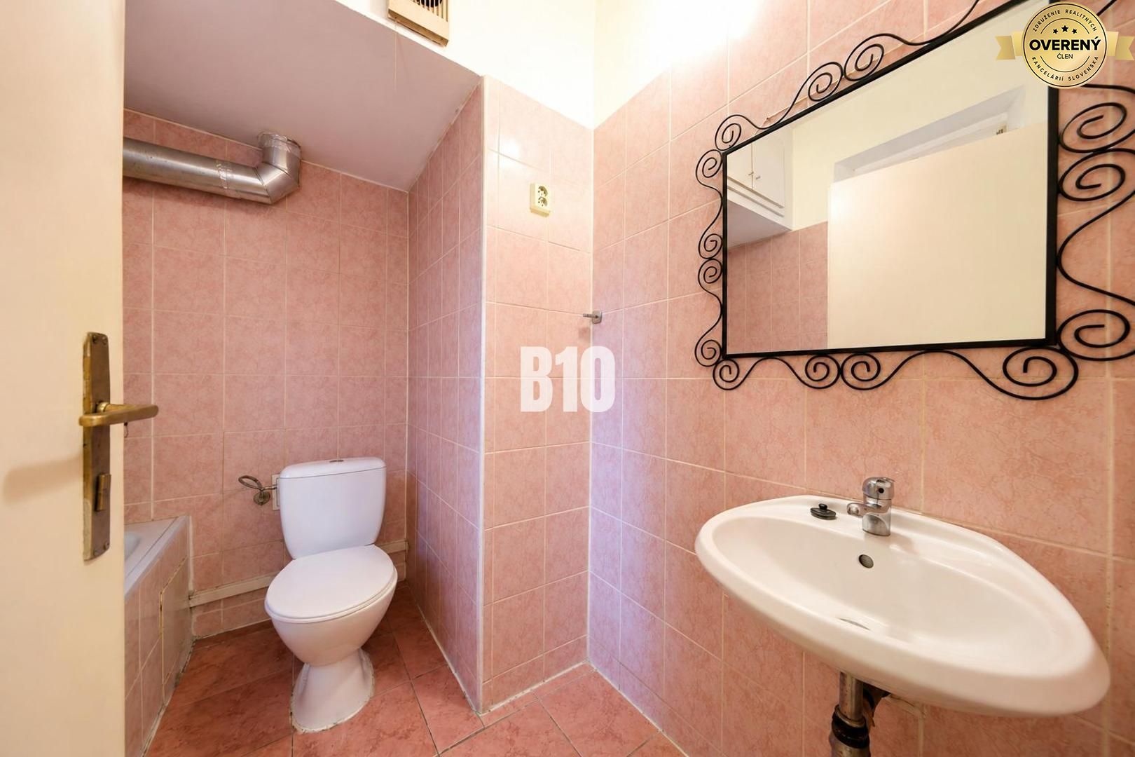 30m² V SRDCI STARÉHO MESTA – INVESTIČNÝ BYT PÁR KROKOV OD MICHALSKEJ B – foto 10