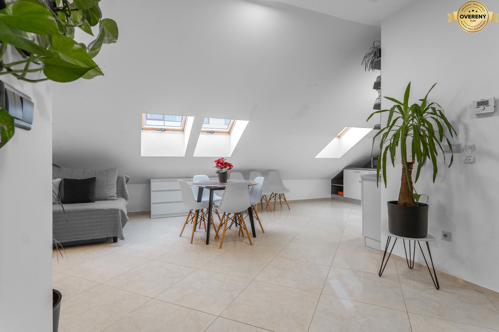 I Exkluzívny penthouse s terasou v absolútnom centre mesta – foto 4