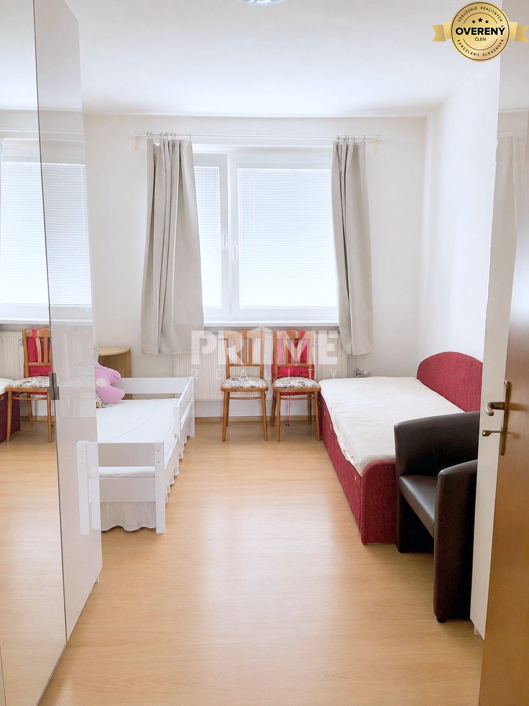 Pekný 3i byt, LOGGIA, REKONŠTRUKCIA, Farského ulica, Petržalka – foto 7