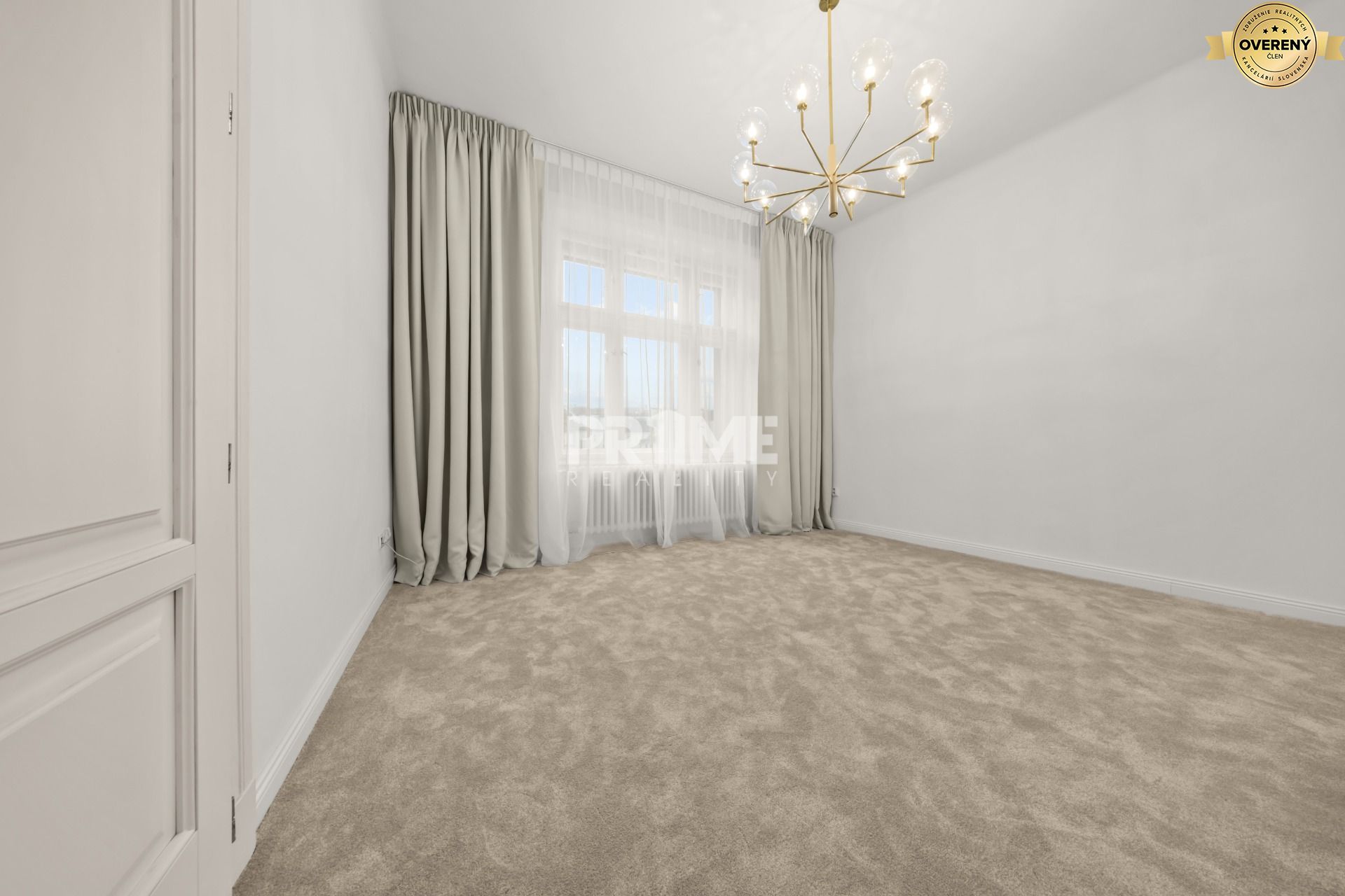 VEĽKOMETRÁŽNY 3i byt ( 130 m2 ), REKONŠTRUKCIA, CENTRUM – foto 5