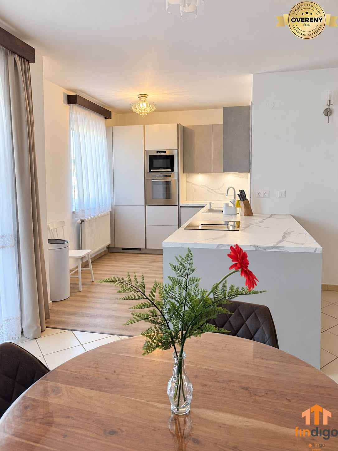 PRENÁJOM - 3-izbový zariadený byt s balkónom a garážou - Šustekova – foto 3