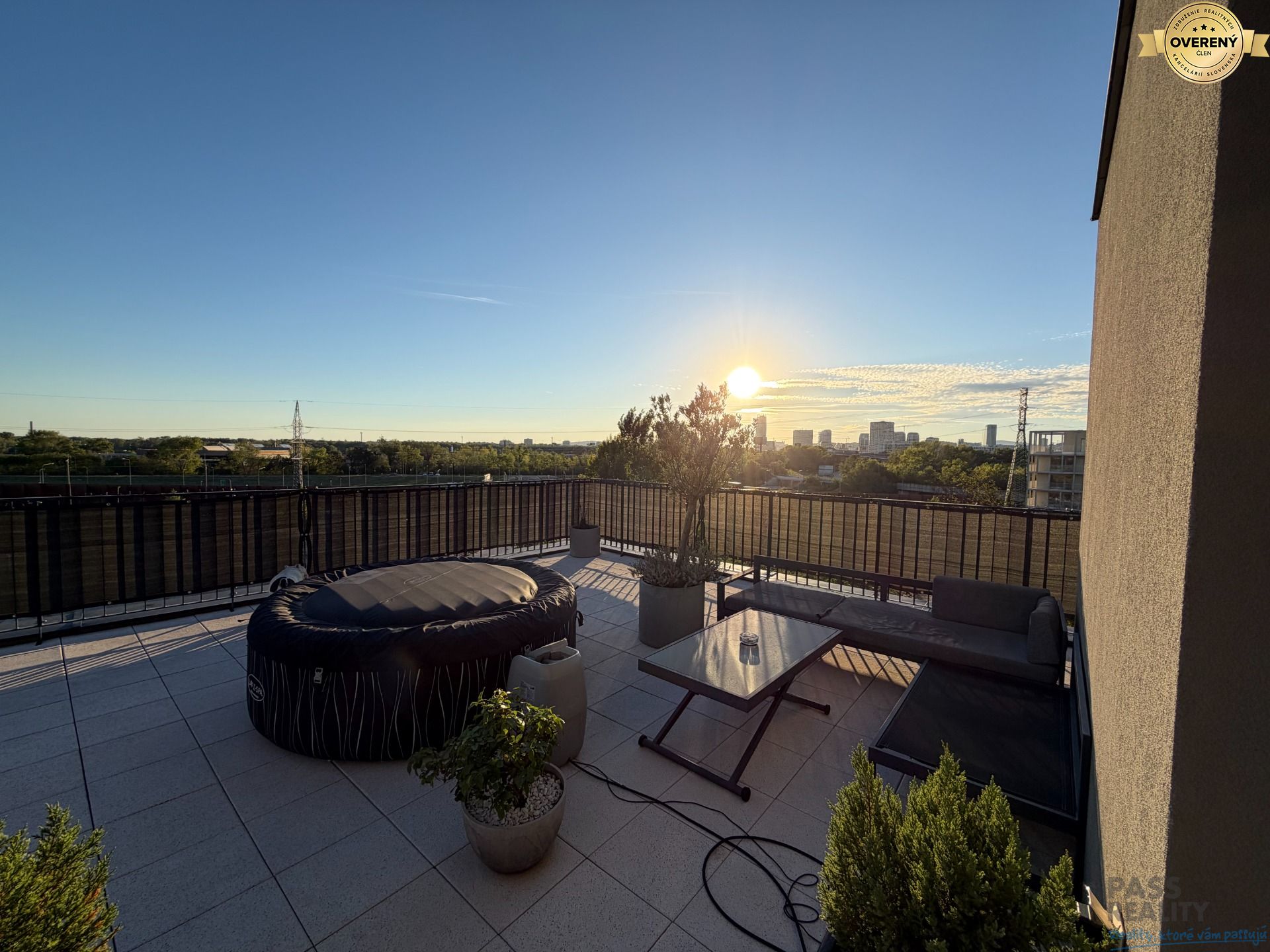 PRIMA 2-IZBOVÝ BYT 60 m² + TERASA 71 m² | NOVÝ RUŽINOV | KLIMATIZÁCIA – foto 3
