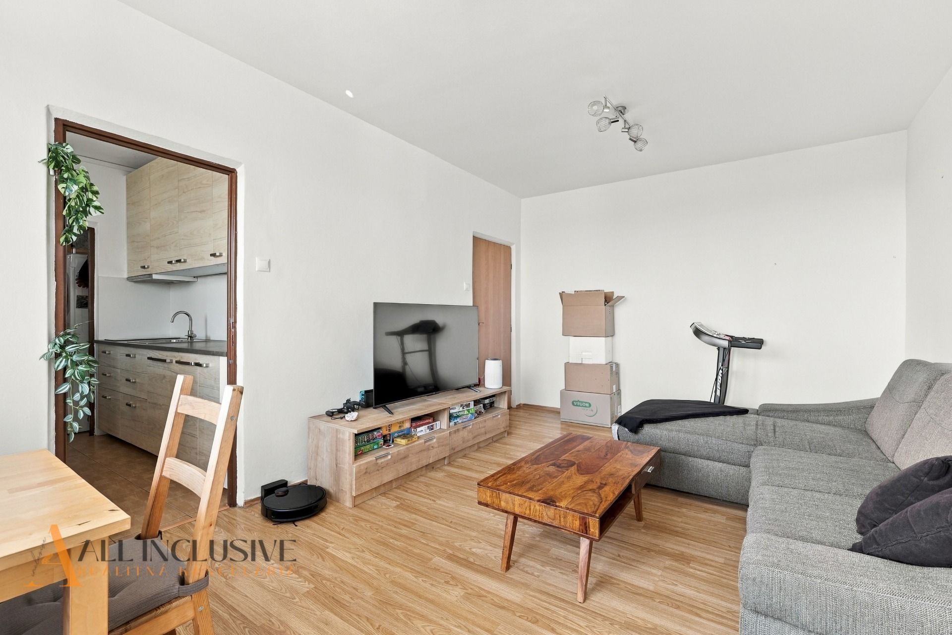 Na predaj 3-izb. byt s balkónom, Bratislava –Banšelova – foto 2