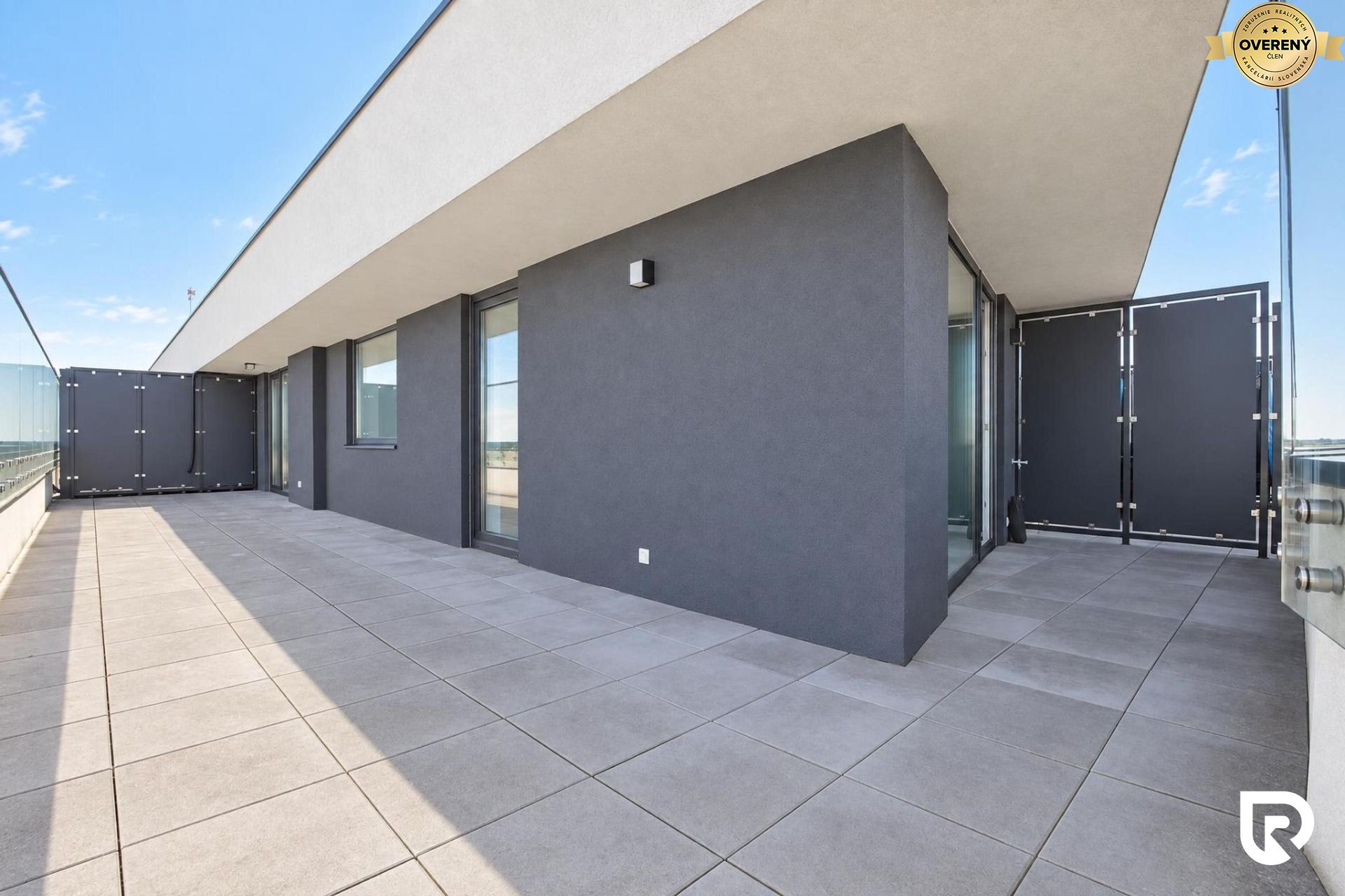 4i mezonet v Matadorke s výhľadom na hrad | 28. poschodie | 179 m² – foto 6