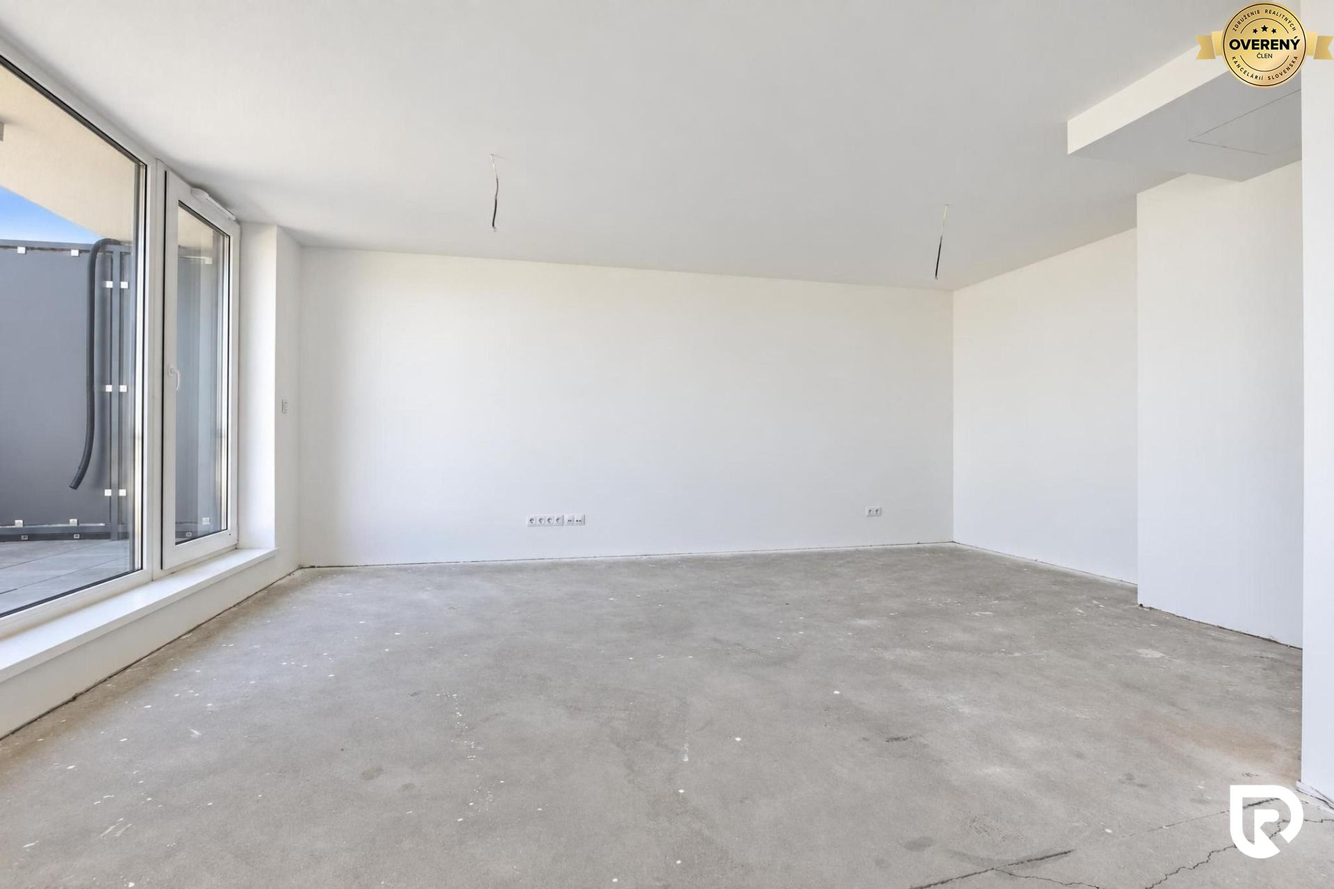 4i mezonet v Matadorke s výhľadom na hrad | 28. poschodie | 179 m² – foto 9