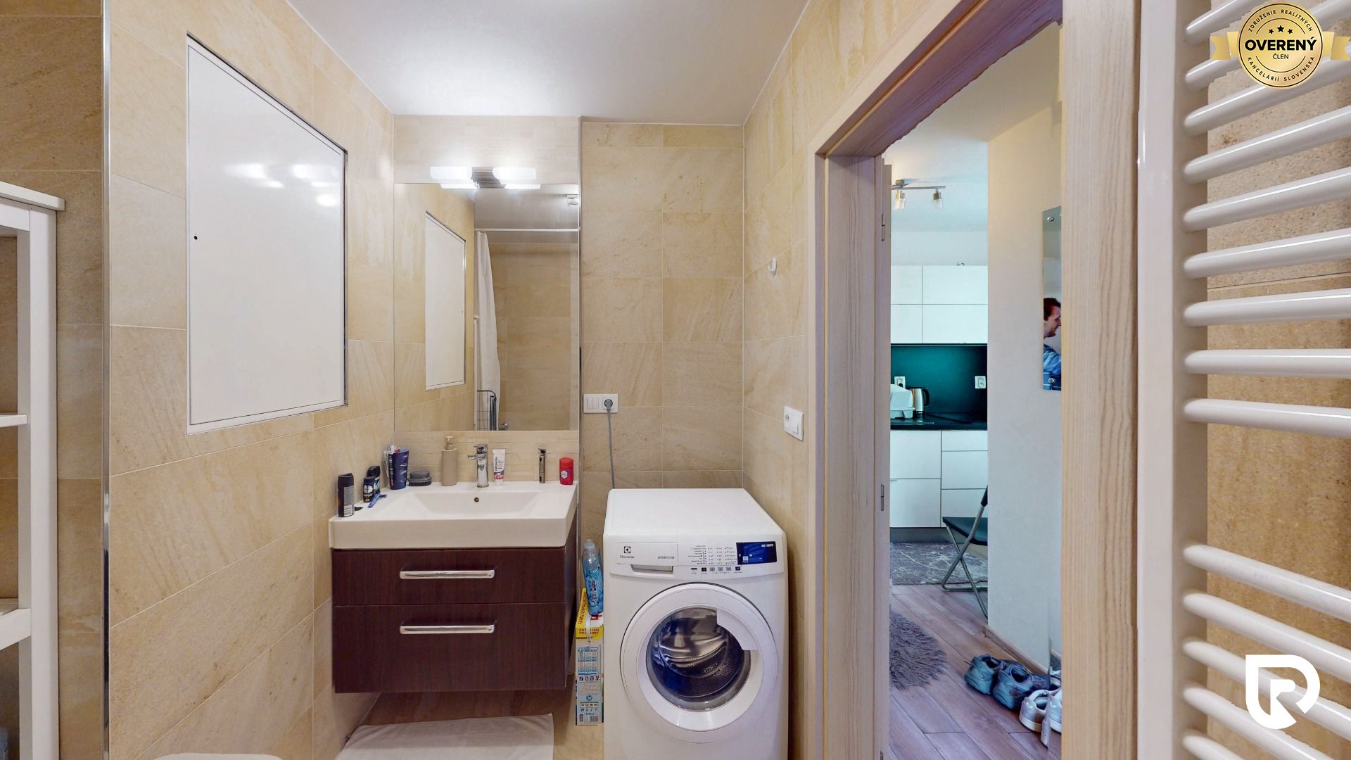 Komplet zariadený 2i byt s panoramatickými výhľadmi a 5.3 m² terasou – foto 6