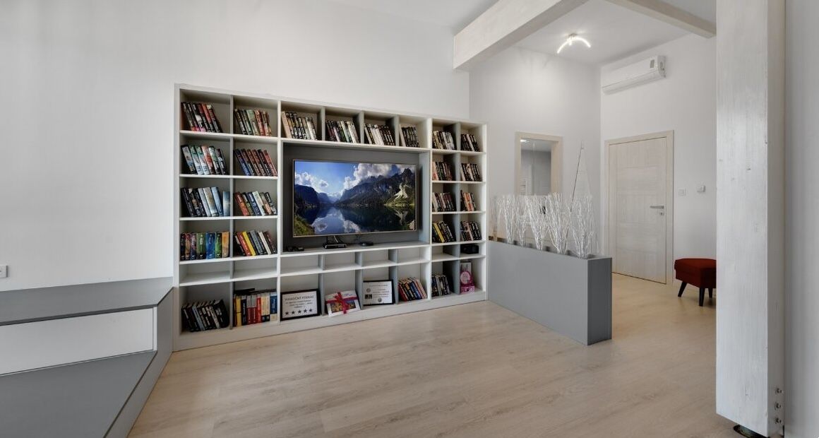 Prenájom luxusný byt s jakuzzi a veľkou terasou, top lokalita – foto 3