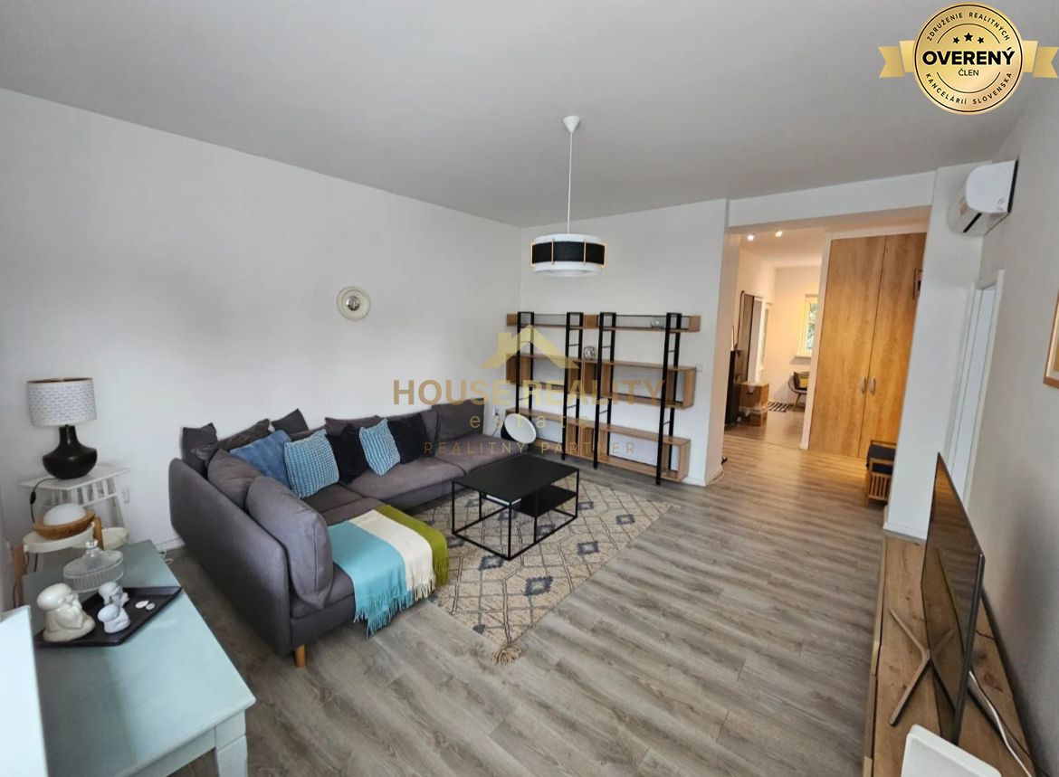 Prenájom 2 izbový byt Mickiewiczova ulica, Bratislava I. Staré Mesto – foto 5