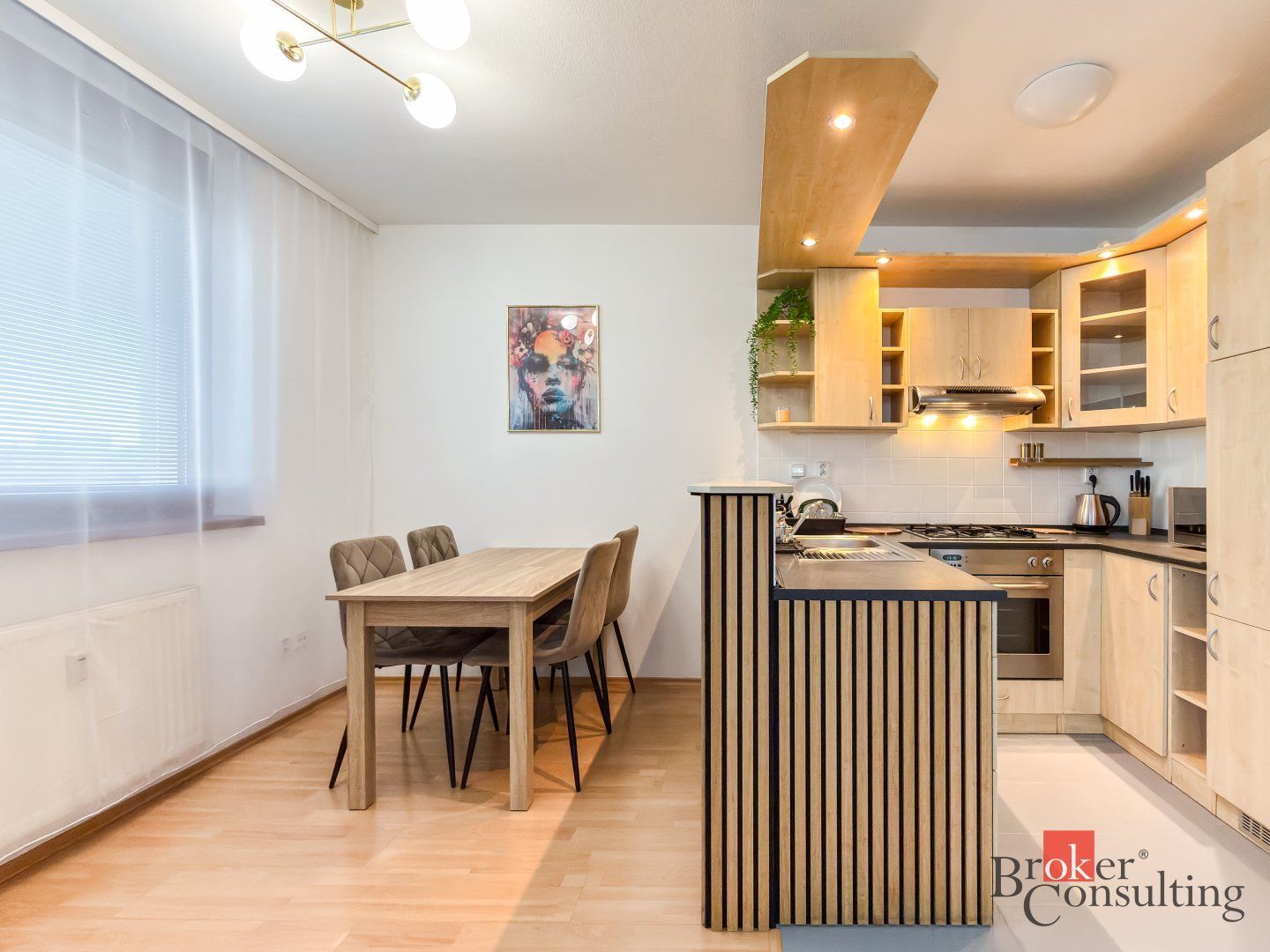 Štýlový 2i byt s panoramatickým výhľadom v centre mesta – foto 10