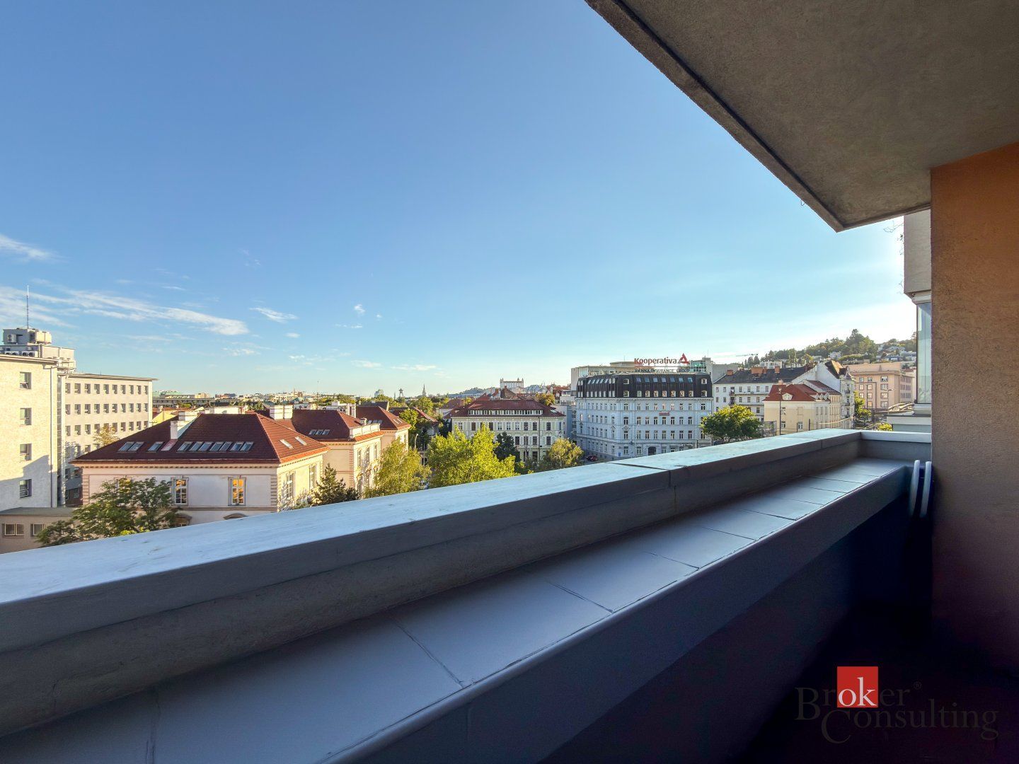 Štýlový 2i byt s panoramatickým výhľadom v centre mesta – foto 5