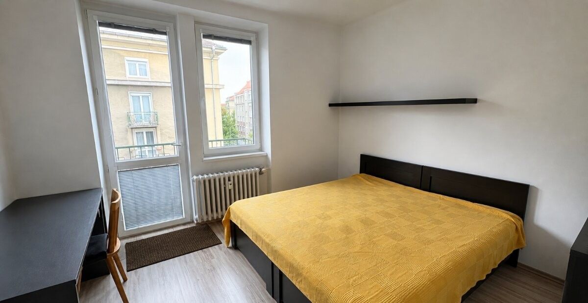 3-izbový priestranný byt s 2 balkónmi – Staré Mesto – foto 4