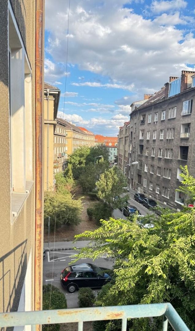 3-izbový priestranný byt s 2 balkónmi – Staré Mesto – foto 6