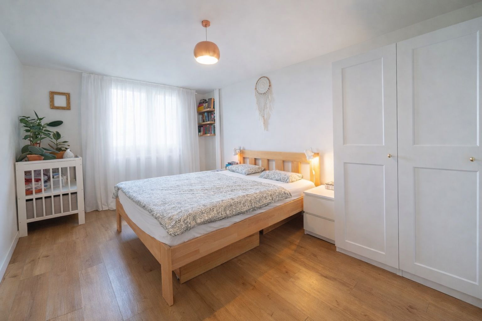 PREDAJ: Priestranný 3 izbový byt + loggia - pri Horskom Parku – foto 4