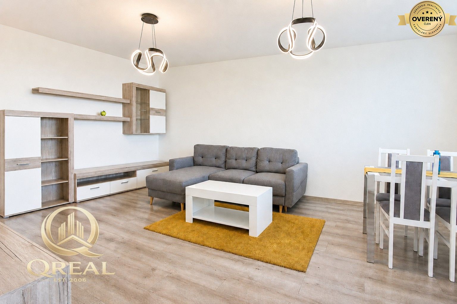 BEZ PROVÍZIE Moderný byt s loggiou a výborným spojením do centra – foto 2