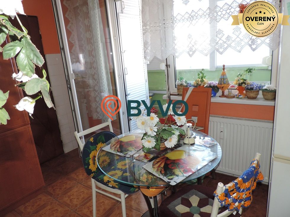 2- izbový byt v Ružinove s parkovaním – foto 2