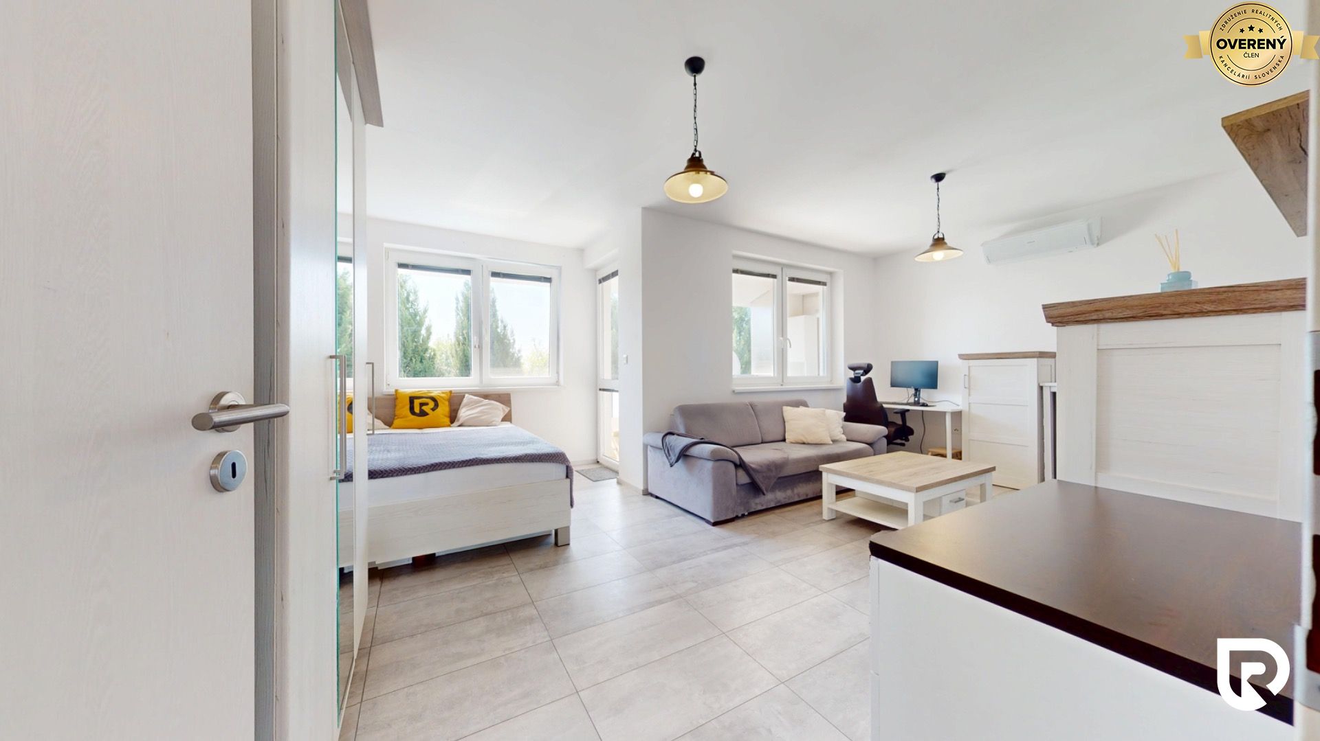 1-IZB. BYT 38m²+7m² BALKÓN | PARKOVANIE | PODUNAJSKÉ BISKUPICE – foto 7