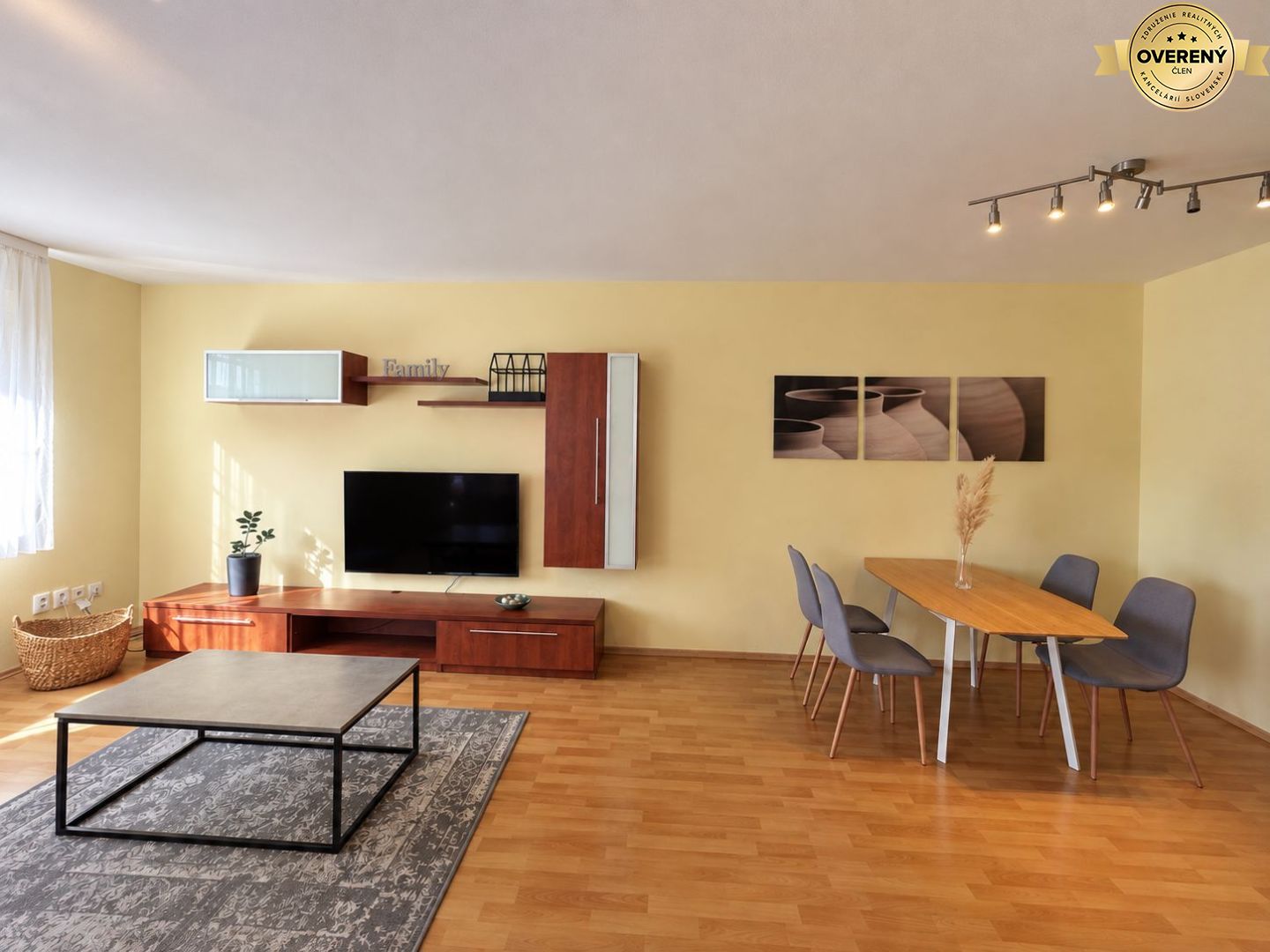 Na predaj 3-izbový byt s dvoma balkónmi | Na Križovatkách, Bratislava – foto 3