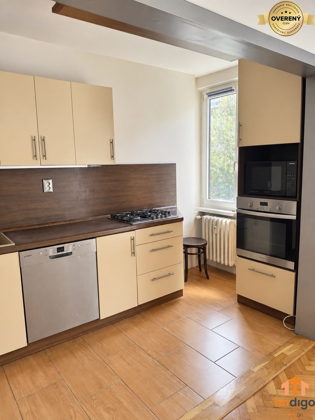 PRENÁJOM - 2-izbový zariadený byt s balkónom - Štrkovec, Ružinov – foto 3