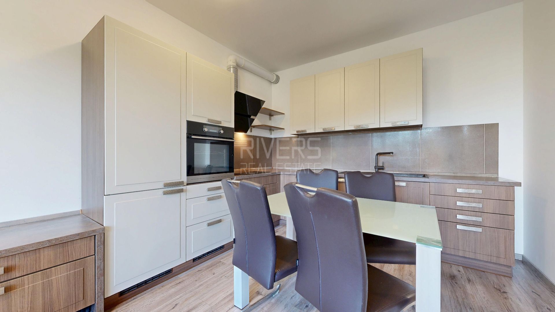 BORY svetlý 2‑izbový byt s terasou a vlastným parkovaním – foto 3