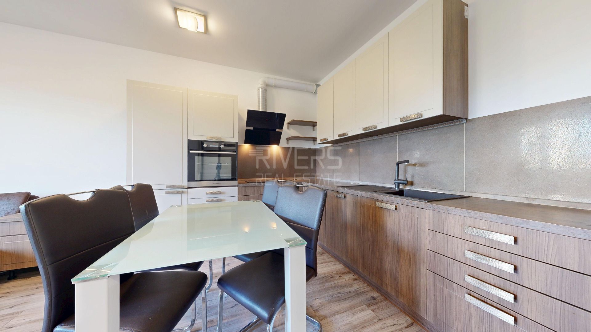 BORY svetlý 2‑izbový byt s terasou a vlastným parkovaním – foto 2