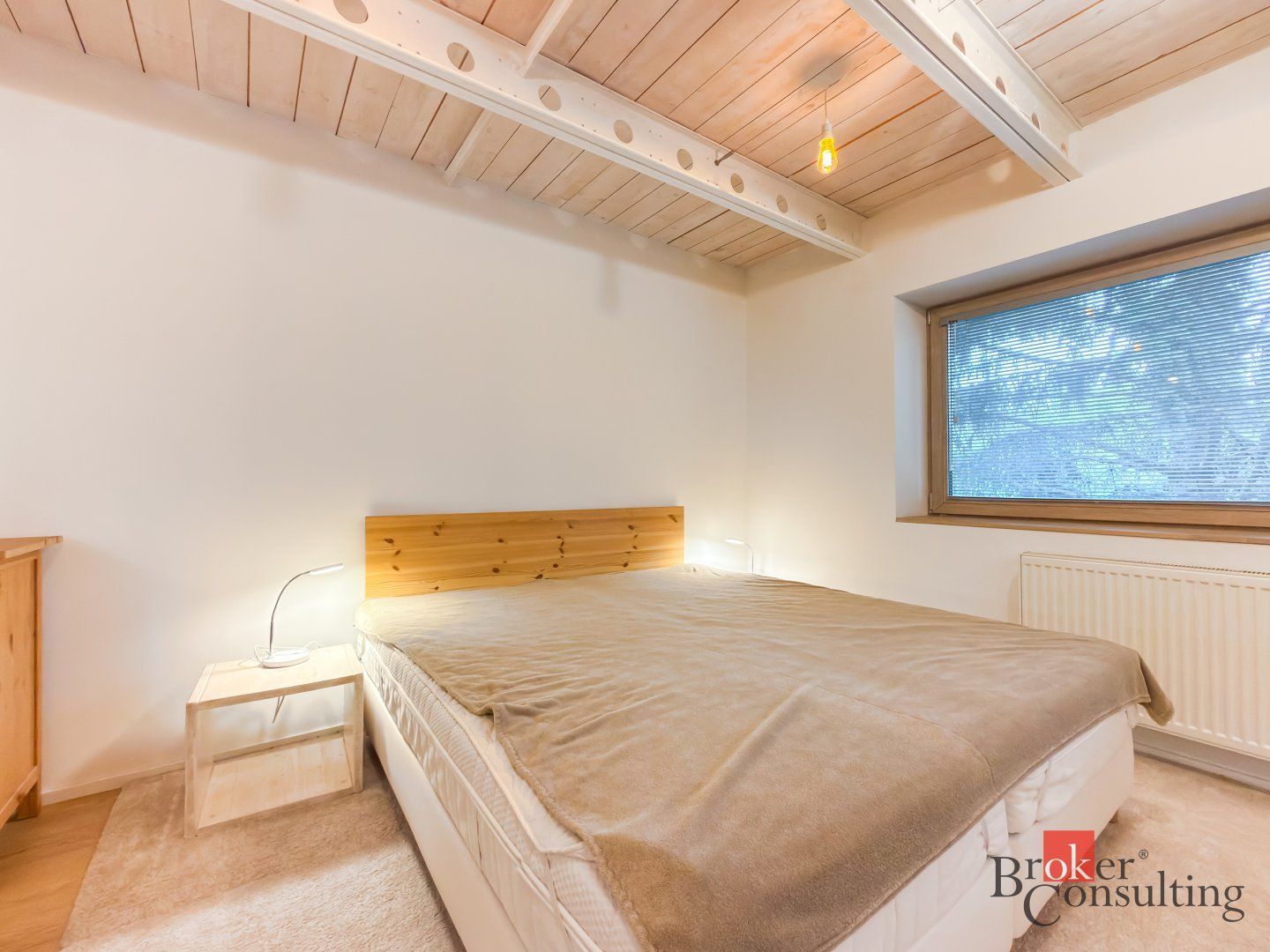 Unikátny dvojpodlažný loft s terasou v Starom Meste – foto 2