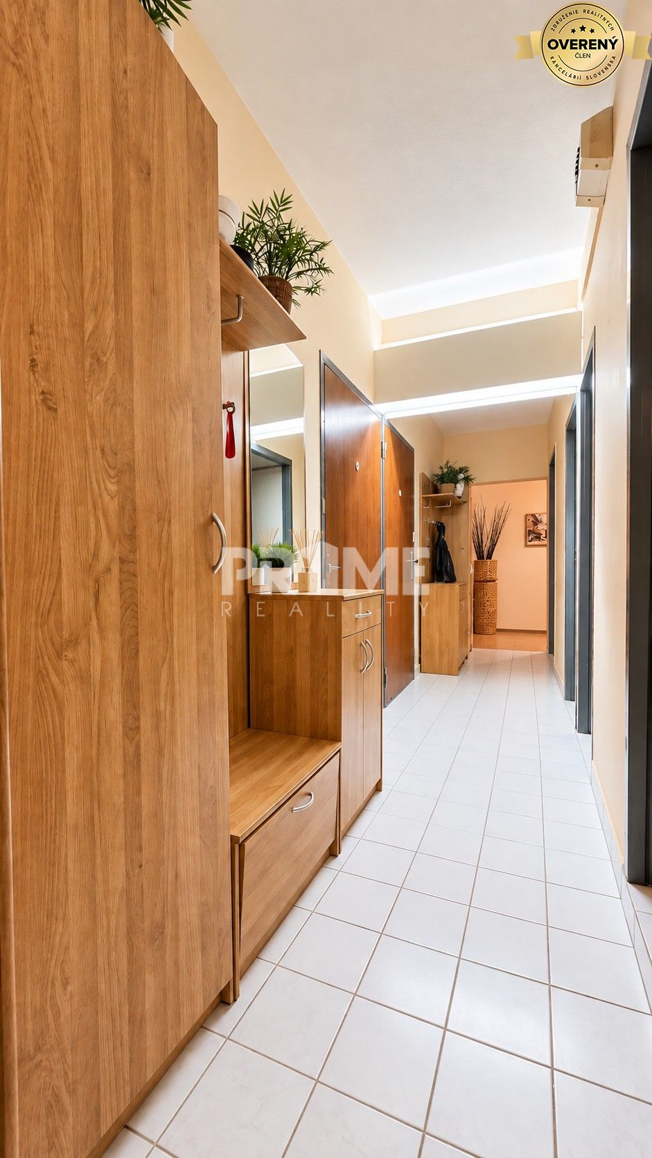 Priestranný 3-izbový byt s loggiou, Romanova ul., Petržalka – foto 10
